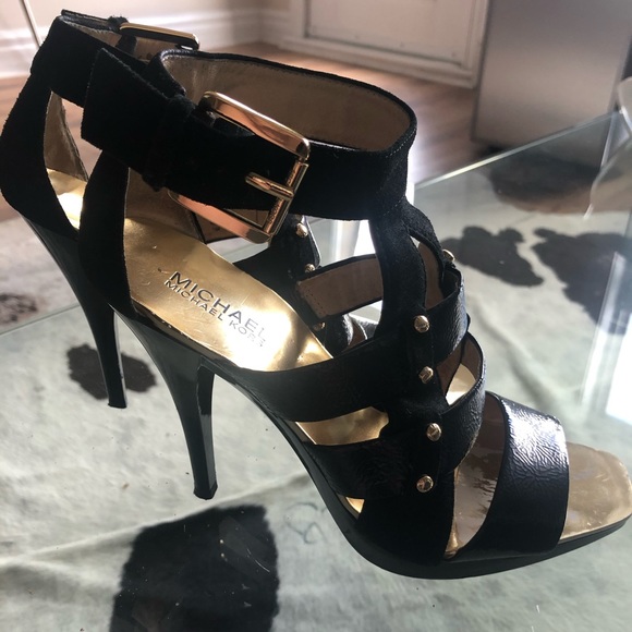 🔥2/$30 Michael Kors high heels
